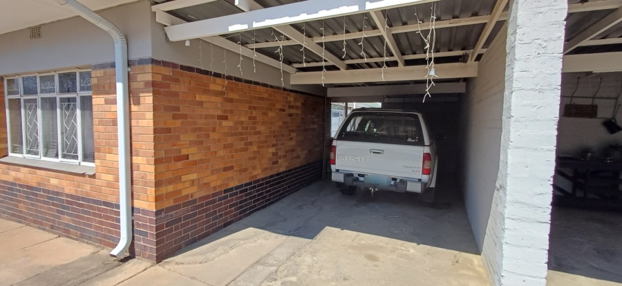 To Let 4 Bedroom Property for Rent in Bethlehem Free State